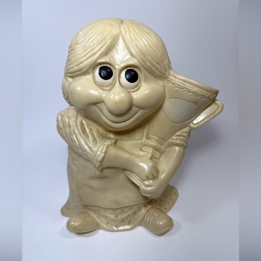 Russ Berrie & co Worlds best mom Vtg resin plastic piggy bank